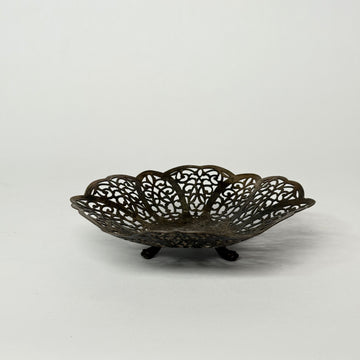 Lace Dish [VINTAGE]
