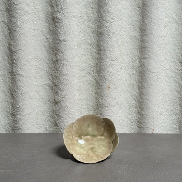Petal Pottery Dish [VINTAGE]